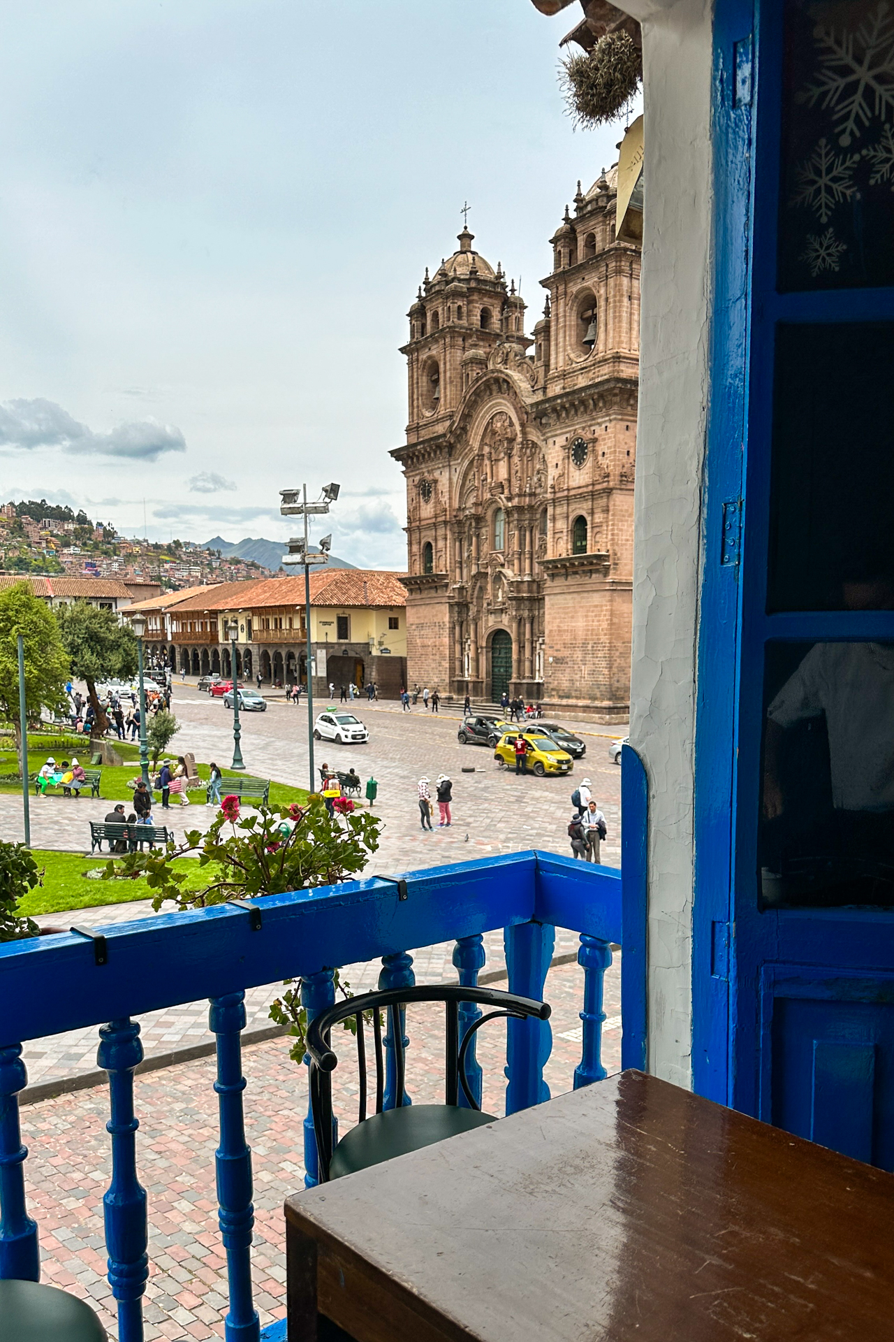 Cappuccino Cusco Cafe - Beautiful views of the Plaza de Armas from the balcony tables.