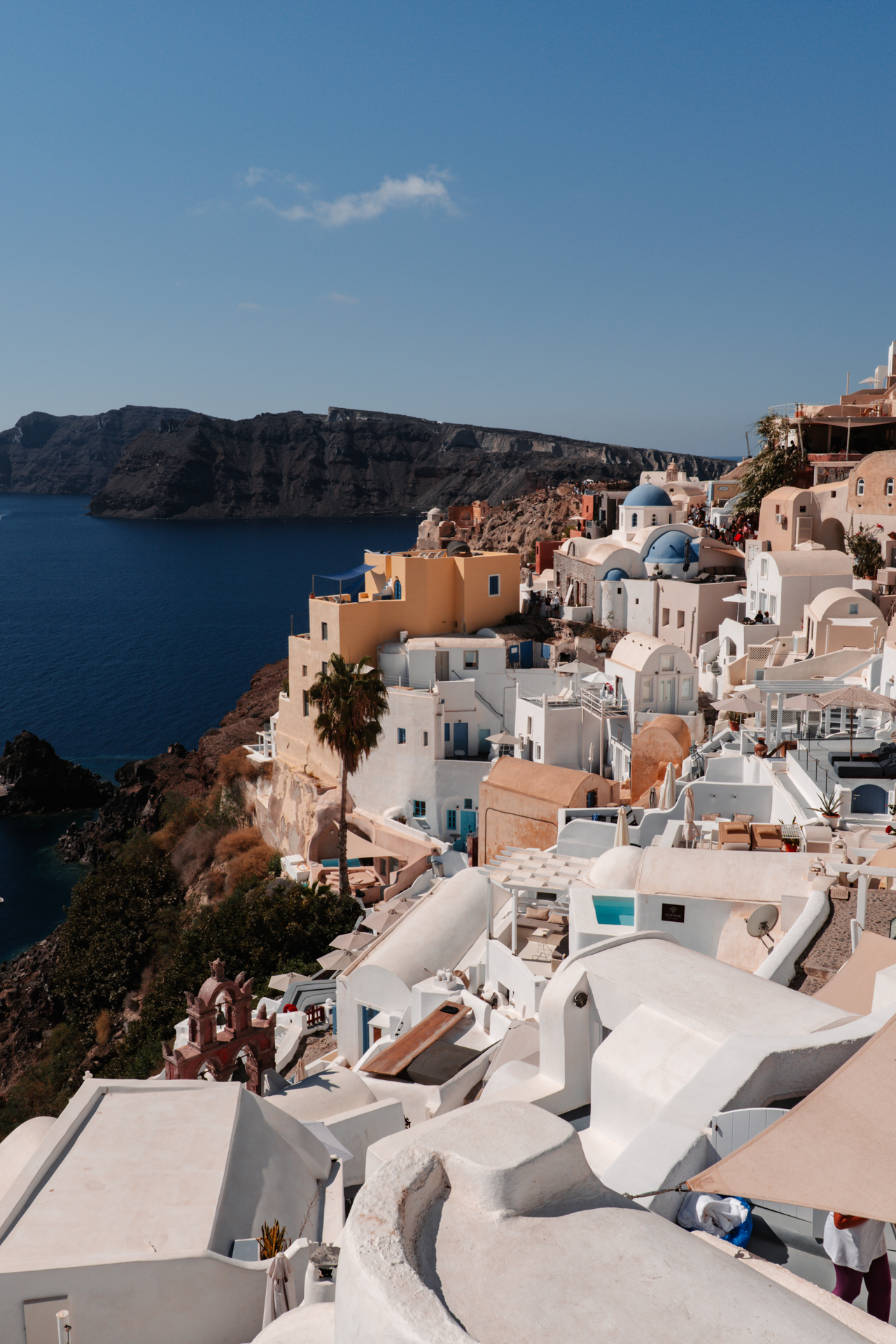 Oia Santorini cliffside houses with sea view and iconic white architecture
