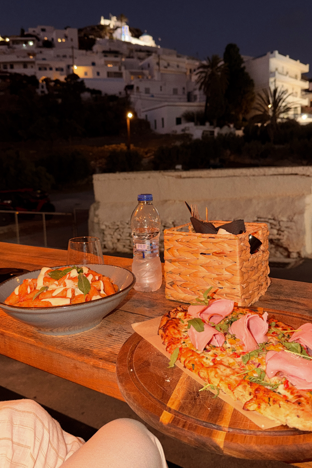 Cantina del Mar iin Ios, Greece