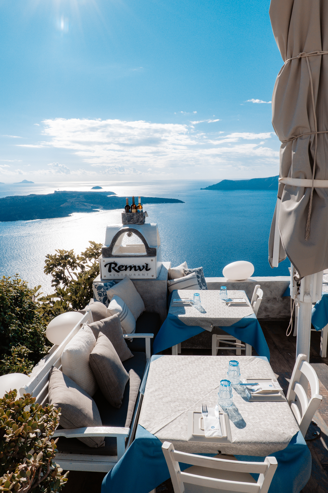 Remvi Restaurant in Santorini, Greece