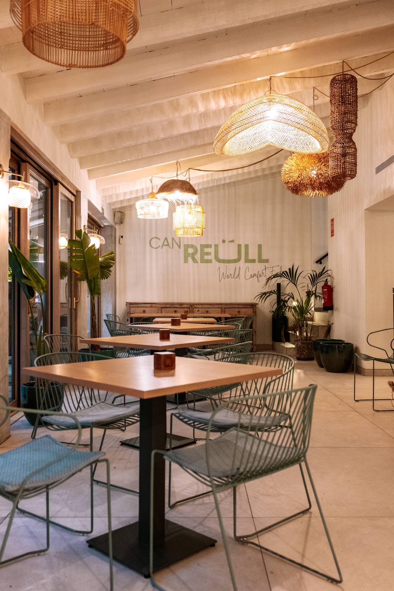 Stylish dining area at Can Reüll restaurant in Valldemossa, Mallorca