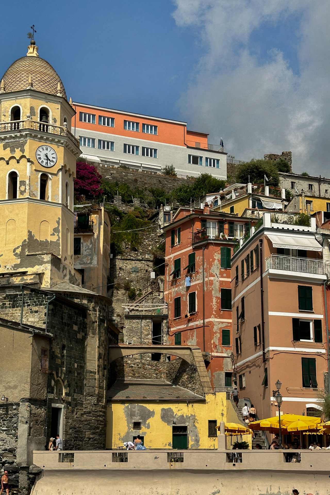 Church and colorful buildings in Vernazza, Cinque Terre