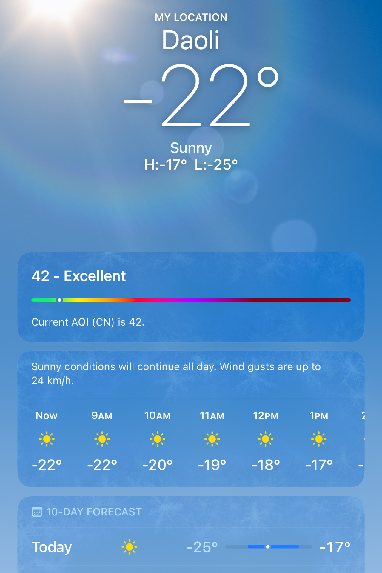 Weather screenshot showing a sunny −22°C winter morning in Harbin’s Daoli District.